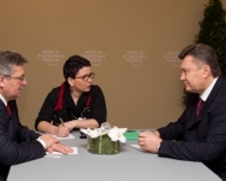 В Давосе Янукович встретился с президентом Польши