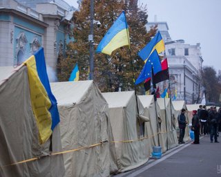 Митинг под ВР: водителям советуют объезжать центр Киева, полиция усилила меры безопасности