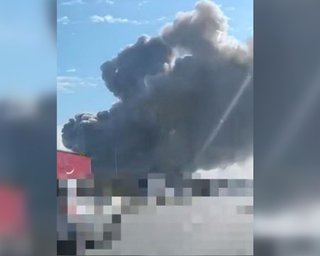 После удара под Броварами горят склады: местные каналы предупреждают о возможном выбросе аммиака