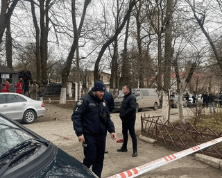 Теракт біля ТЦК у Кам'янці-Подільському: суд виніс суворий вирок 18-річному фігуранту