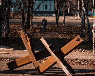 "Місто майже знищене": ЗС РФ, незважаючи на втрати, продовжують штурм Соледара, — командування