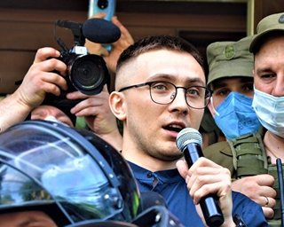 Проконтролировать домашний арест Стерненко в Киев приехали одесские полицейские