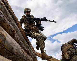 ЗСУ просунулись під Добропіллям, а РФ має успіхи у Серебрянському лісництві, — DeepState (карти)