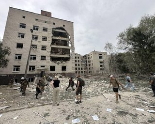Приоритетная цель РФ: Бутусов объяснил, что произошло в учебном центре в Полтаве (видео)