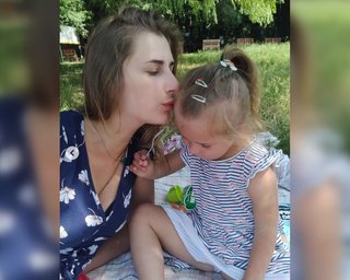 "Убили тебя и меня". Мать погибшей Лизы из Винницы написала первый пост после трагедии