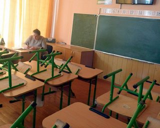 В восьми областях и в Киеве полностью открылись школы