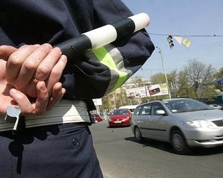 Москаль предложил отобрать у ГАИ жезлы