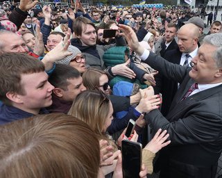 СБУ насчитала на "Олимпийском" в три раза больше людей, чем МВД