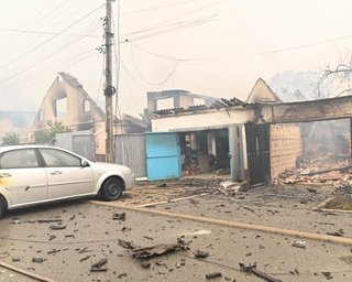 Удар по Вишневому: из города эвакуировали более 500 человек, разрушены десятки домов (фото, видео)