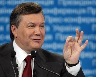 Итоговая пресс-конференция Януковича была похожа на новогодний тост, - эксперт