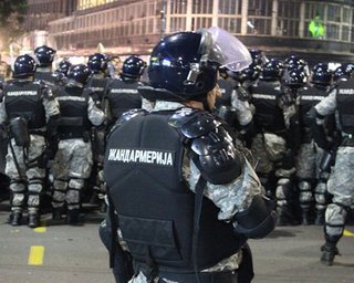 "Не допустим нового погрома": в Сербии намерены перебросить в Косово 1000 силовиков