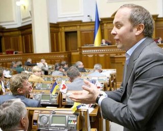 Шуфрич припугнул блокированием Рады и тюрьмой за невыполнение закона о соцстандартах