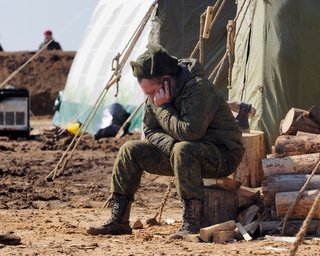 Вывесили белый флаг: на Белгородщине российские военные сдались бойцам РДК и ЛСР (видео)
