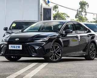 Toyota Camry пройшла оновлення: як змінилася популярна модель (фото)