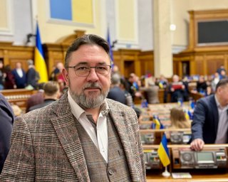 Потураев разозлился из-за вопроса о Зеленском и "Миндич-гейте": "г*вно в кранах" (видео)