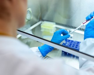Эффективность китайской вакцины от коронавируса составила 79,34%