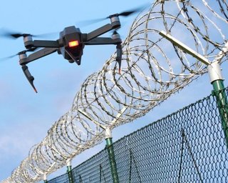Накрывать сеткой-рабицей: в Госдуме РФ назвали новый способ борьбы с "дронами ВСУ"