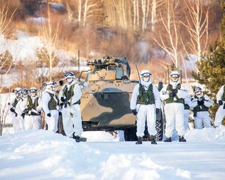 Треба пережити перші 36 годин: європейцям варто готуватися до війни з Росією, — адмірал НАТО