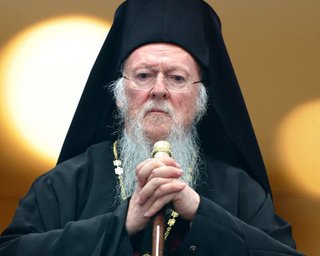 Филарет – бывший киевский митрополит, а Макарий – бывший львовский архиепископ, – Варфоломей