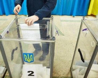 Післявоєнні вибори в Україні: в ЦВК пояснили, як голосуватимуть біженці