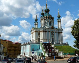 В Софии Киевской объяснили правила пользования Андреевской церковью Вселенским патриархом