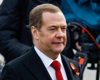 "Взрывать их дома": Медведев после атаки на Крымский мост призвал бороться с "террористами"