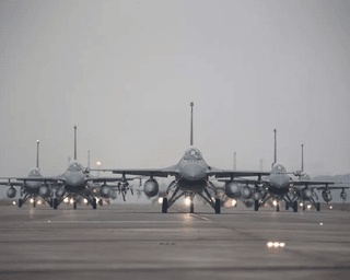 Підсанкційна в КНР Lockheed Martin нарощує виробництво "соколів" F-16 для союзників США