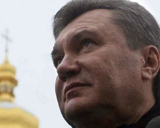Янукович стремится захватить власть в регионах, - западные СМИ