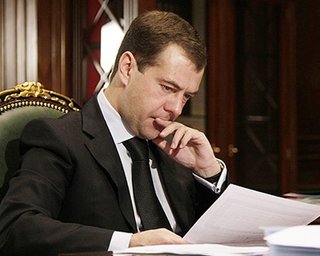 Медведев прочитал письмо Лужкова после указа об отставке