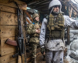Жорстокі бої продовжуються: у Міноборони розповіли про ситуацію у Соледарі