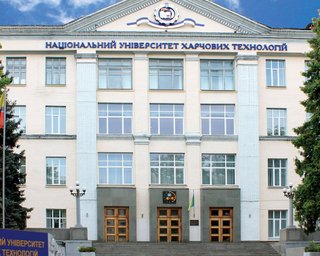 Знесло частину класу: РФ влучила по корпусу Національного університету харчових технологій (фото)