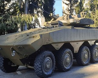 Армия обороны Израиля ввела в бой против террористов новейший БТР Eitan (фото)