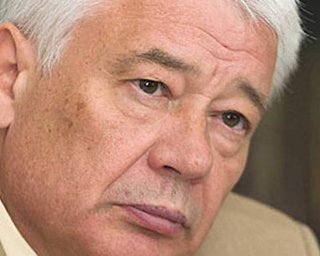 Экс-депутат ВР Виталий Шибко требовал вынести бюллетень с собой