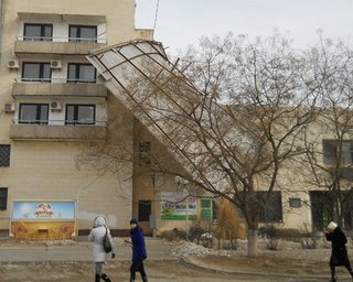 На Крым обрушилась буря: Обесточено 16 населенных пунктов