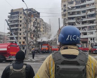 "Нет огневых средств": в ВСУ объяснили, почему не смогли сбить ракету, попавшую в дом в Днепре