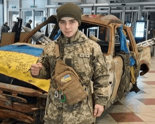Под Бахмутом погиб 19-летний военный из Волыни, у него остались жена и дочь