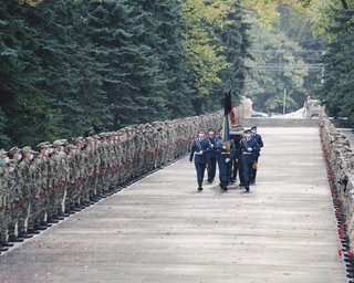 "Запомнят его улыбку". В Харькове простились с курсантом Виталием Вильховым