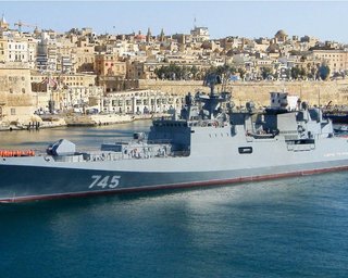 РФ, напевно, виводить кораблі з ракетами "Калібр" із сирійського порту Тартус (фото)