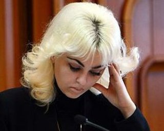 Замглавы ЦИК призывает не устанавливать результаты выборов в трех одномандатных округах