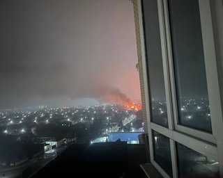 Есть жертвы среди экипажа: дроны атаковали судно в порту российского Ростова, — росСМИ (видео)