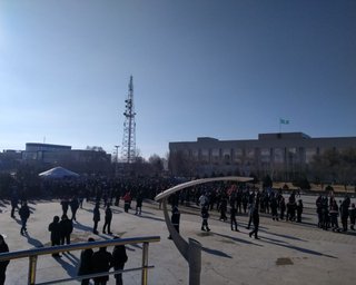 В казахстанском Актау "активисты" призывают участников восстания расходиться по домам — СМИ