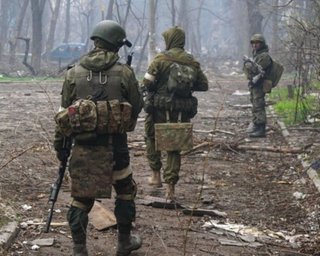 Куп'янськ за будь-яку ціну: навіщо солдати РФ перевдягаються у цивільне та вигадують свої "перемоги"