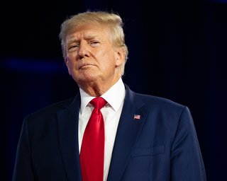 Уступки в территориях, хитрости Путина и бизнес с РФ: Трамп рассказал, что обсудят на Аляске