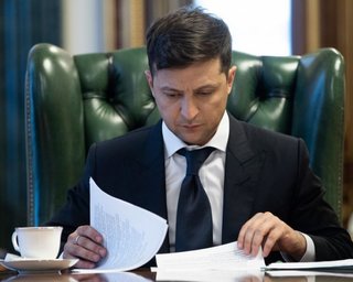 Зеленский создал Офис президента и назначил его главой Богдана