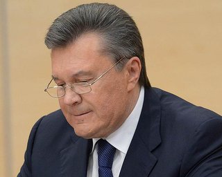 Суд рассмотрит иск Януковича о "незаконности" отстранения его от власти: названа дата