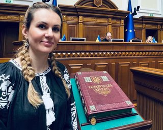 "Это о защите людей": нардеп объяснила, зачем предлагает изменить границы областей Украины