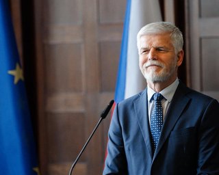 "Готова це зробити: президент Чехії попередив, що Україна має піти на поступки задля миру