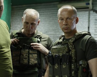 Забезпечуємо надійність оборони: Сирський розповів про складну ситуацію під Куп'янськом