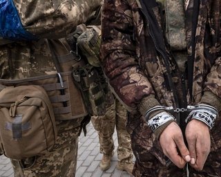 РосЗМІ заявляють про здачу в полон бійців з "Азовсталі": що відомо (фото)