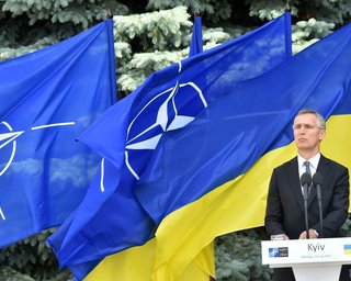 Сигнал Заходу для Путіна: чи є реальною формула "території в обмін на членство України в НАТО"